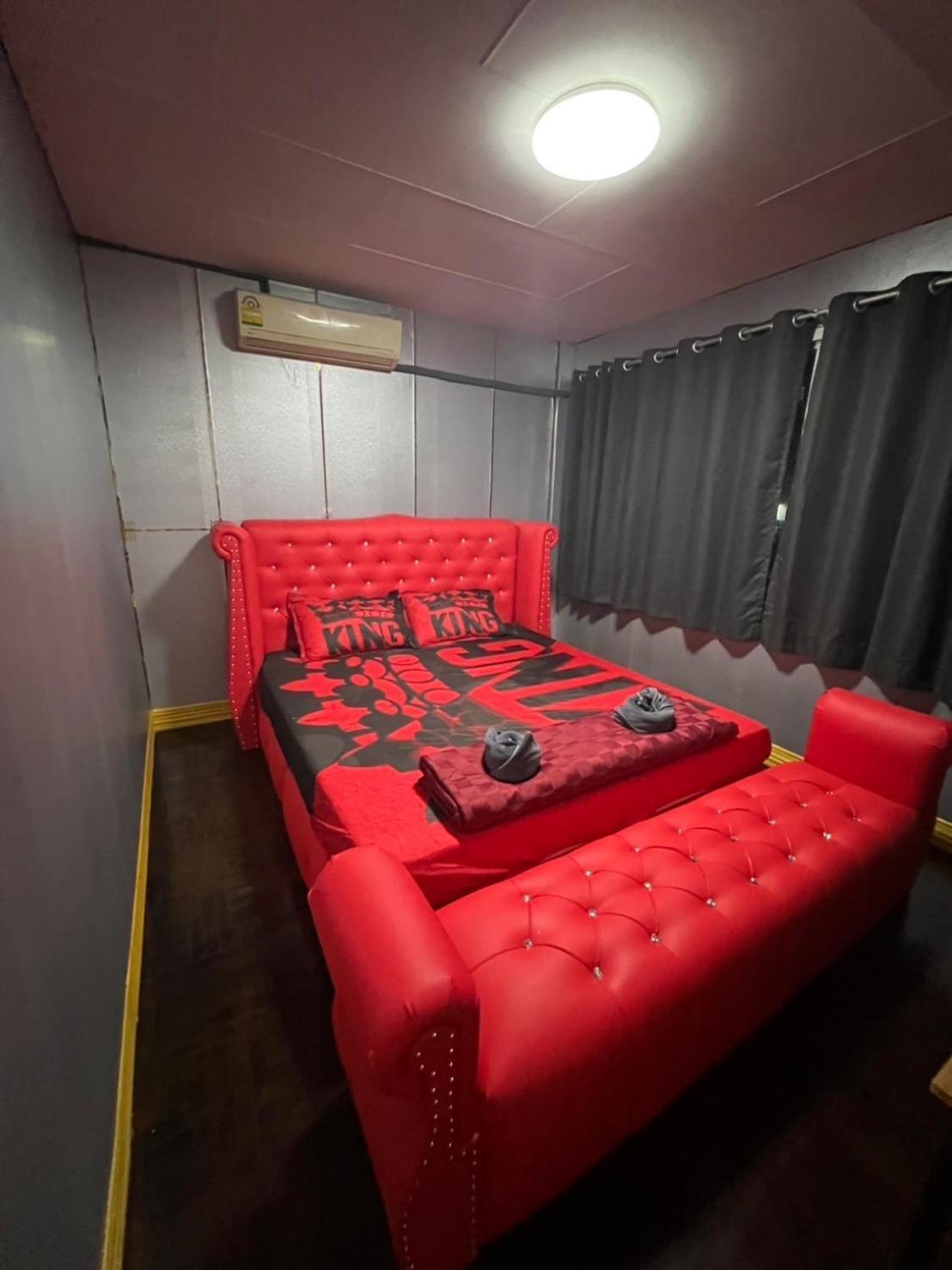 W District Hostel กรุงเทพมหานคร ภายนอก รูปภาพ