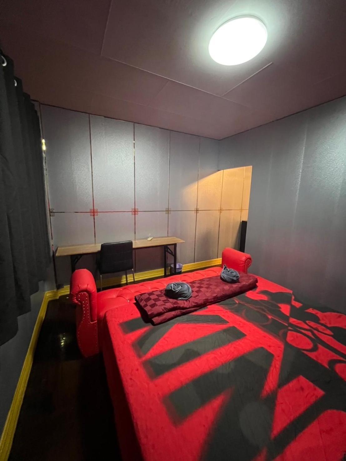 W District Hostel กรุงเทพมหานคร ภายนอก รูปภาพ
